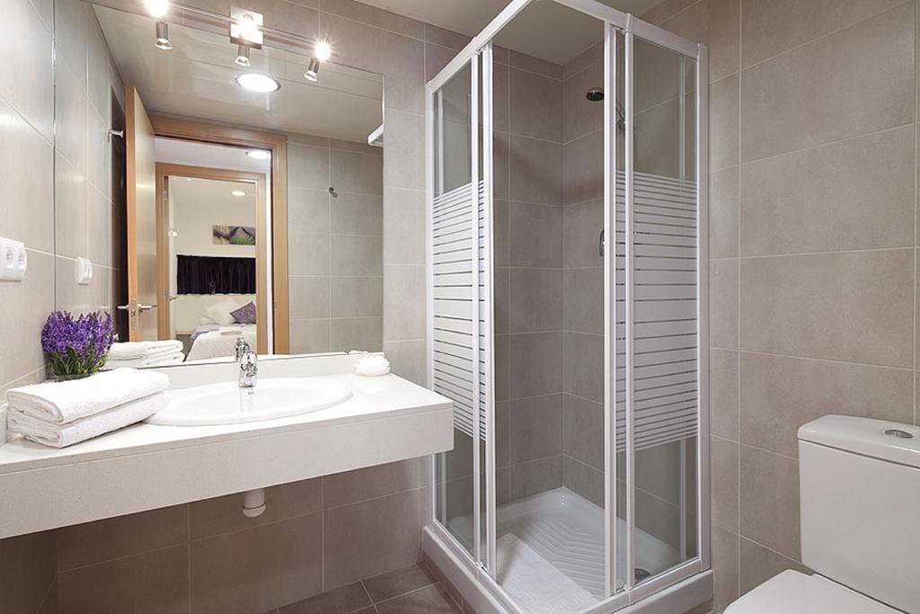 Charmsuites Paralel Barselona Oda fotoğraf